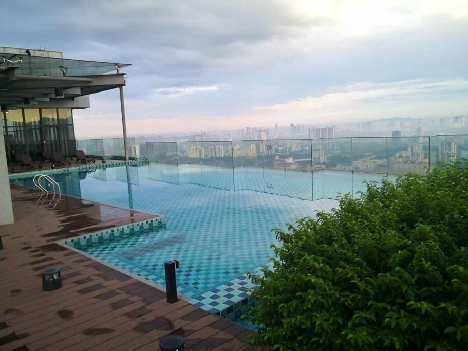 Ekocheras#above Mall#link Mrt#6 Pax Kuala Lumpur